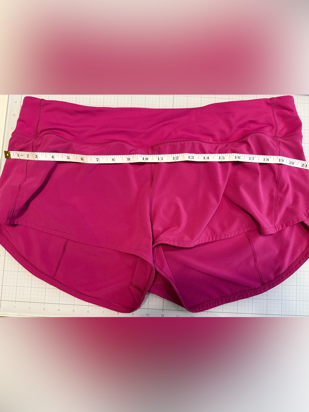 Lululemon Speed Up Shorts - Ripened Rasperry - Picture 10 of 10